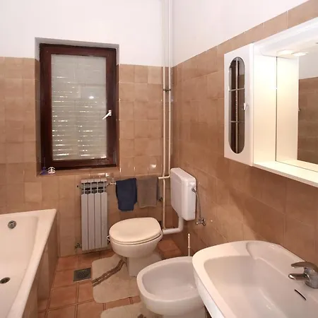 Mladenka Apartment Porec