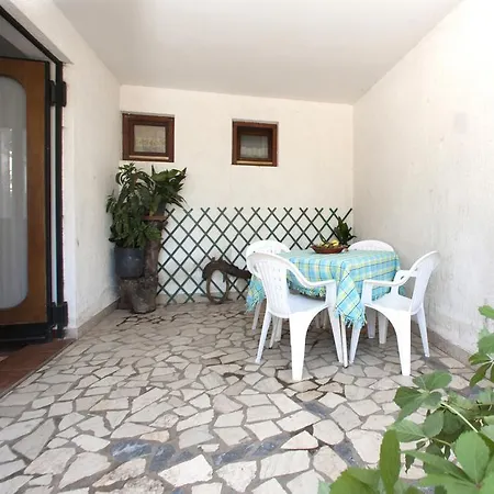 Apartment Mladenka *