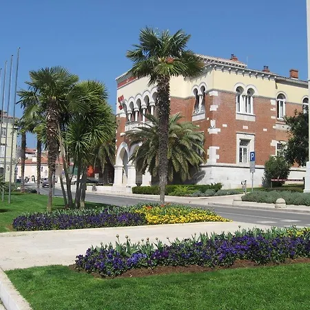 Mladenka * Porec