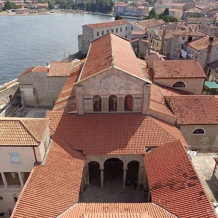 Mladenka Apartamento *